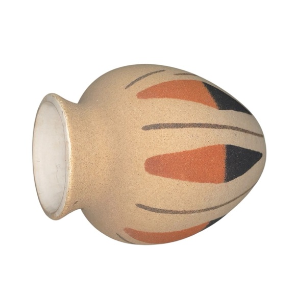 Hand-Painted Native American Navajo Southwestern Sand Art Vase – 6” Tall - Picture 8 of 13